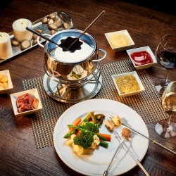 [:bg]фондю с мазнина[:en]Meat fondue[:]