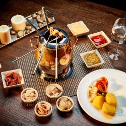 [:bg]Месно фондю[:en]Meat fondue[:]