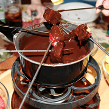 Fondue with chocolate