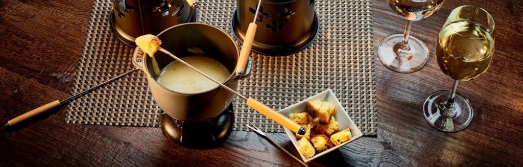[:bg]Фондю със сирене[:en]Fondue with cheese[:]